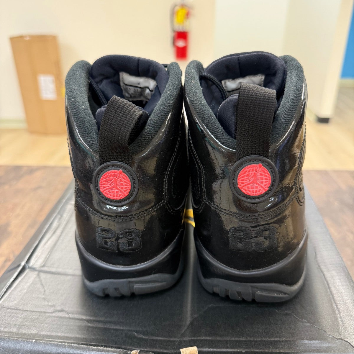 Jordan 9 Retro Bred Patent - Image 3