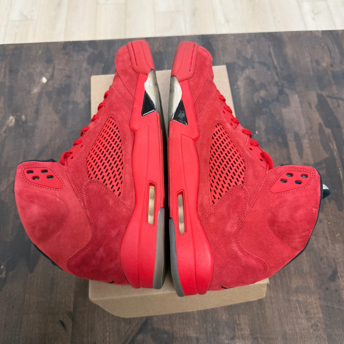 Jordan 5 Retro Red Suede Size 13 (Pre-Owned) - Image 3