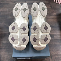 Grey Matter Timberwolf New Balance 9060 (USED)
