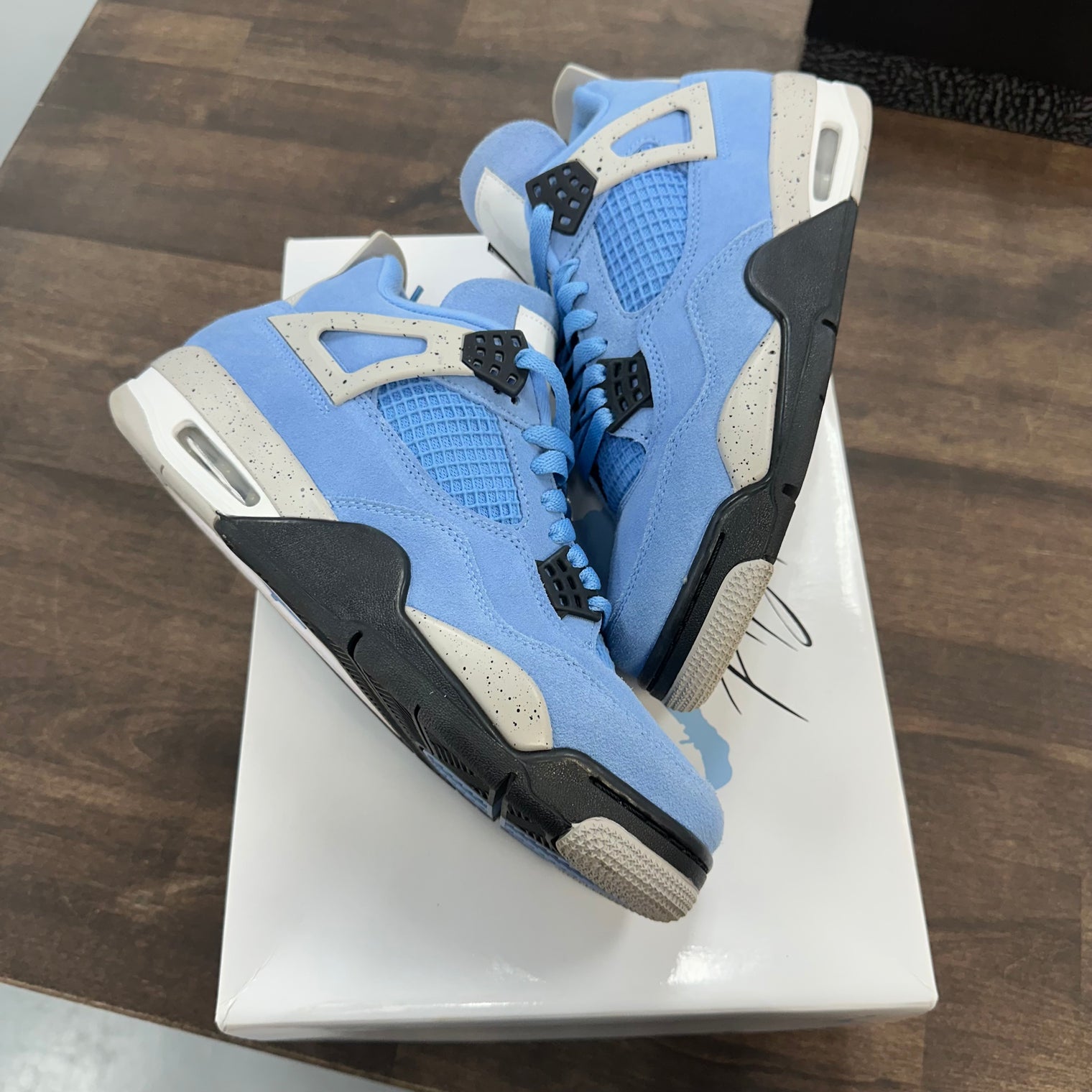 University Blue Jordan 4 (USED)