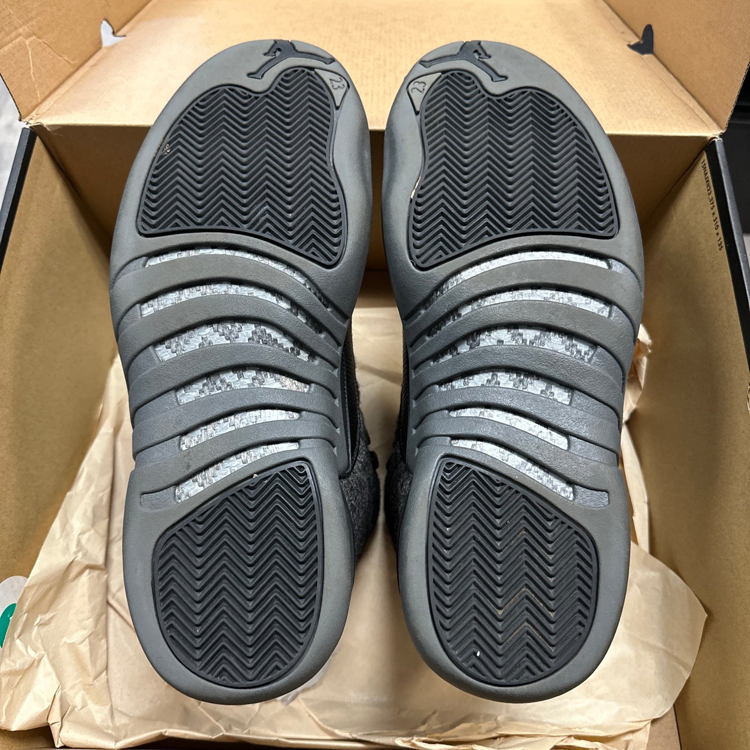Wool Jordan 12 (USED)