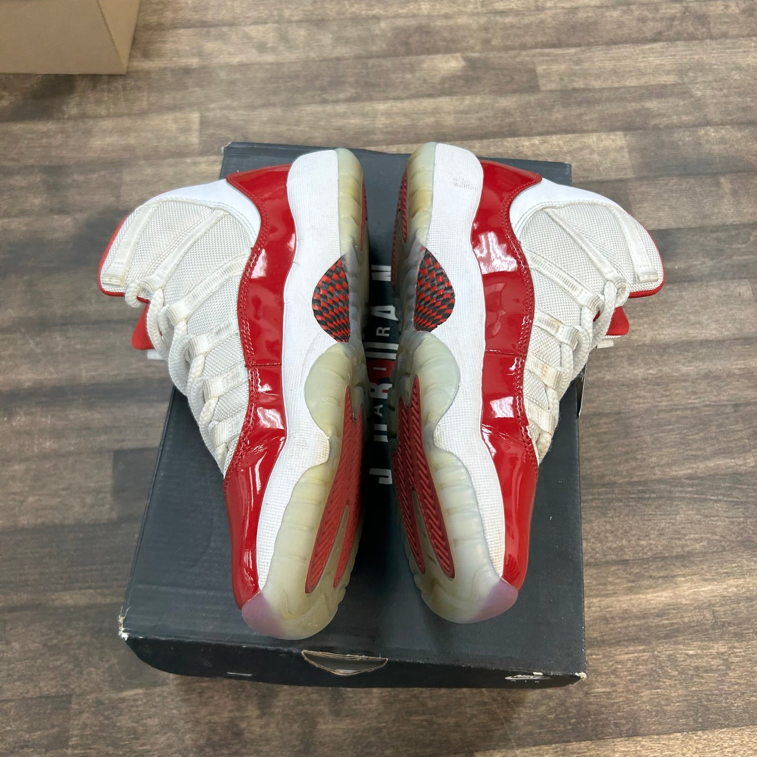 Cherry Jordan 11 (GS) (USED)