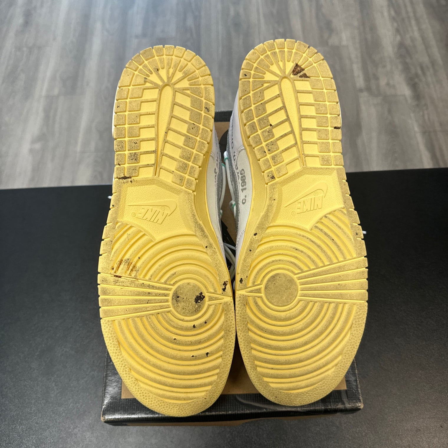 Off-White Nike Dunk Low Lot 1 (USED)