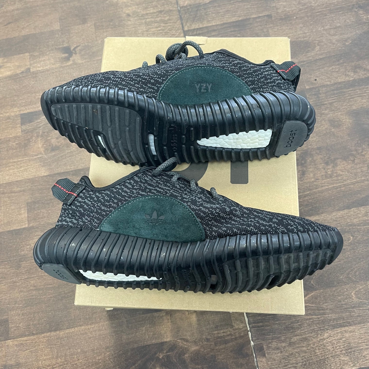 Pirate Black Yeezy 350 (2023) (USED)