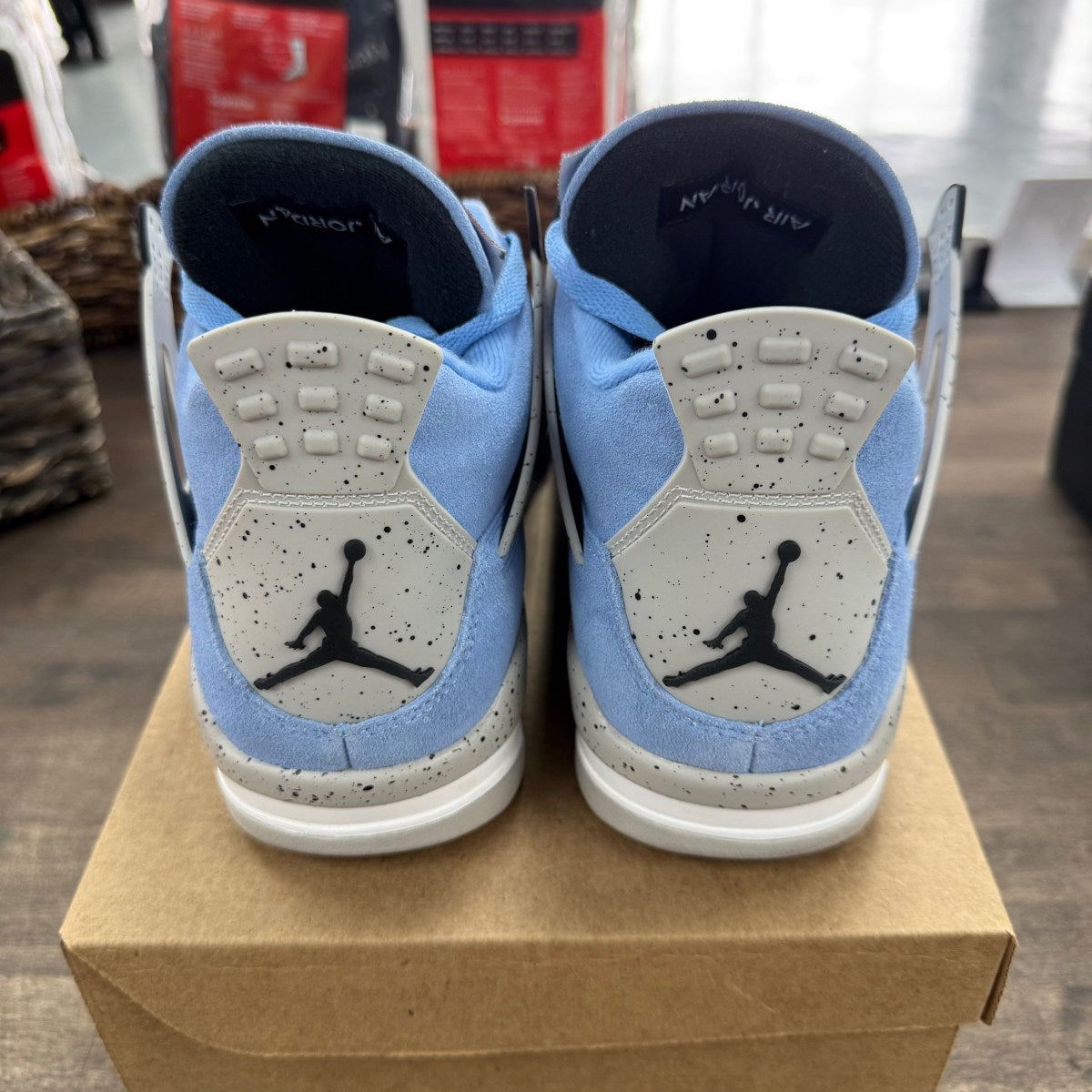 Jordan 4 Retro University Blue Size 10 (Pre-Owned) - Image 3