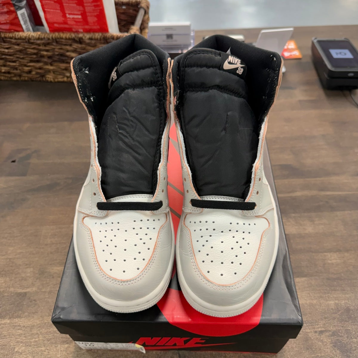 Jordan 1 Retro High OG Defiant SB NYC to Paris Size 10 (Pre-Owned) - Image 3