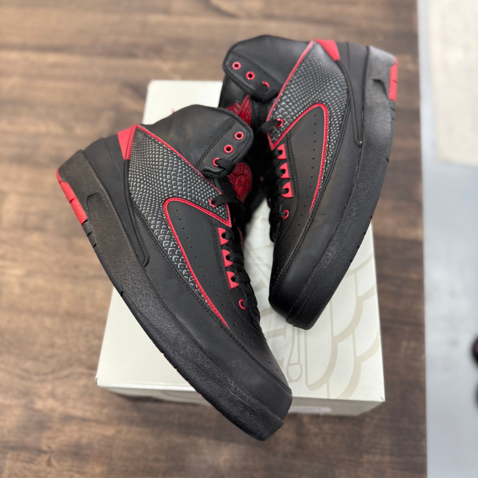 Alternate 87 Jordan 2 Retro (2016) (USED, Replacement Box)
