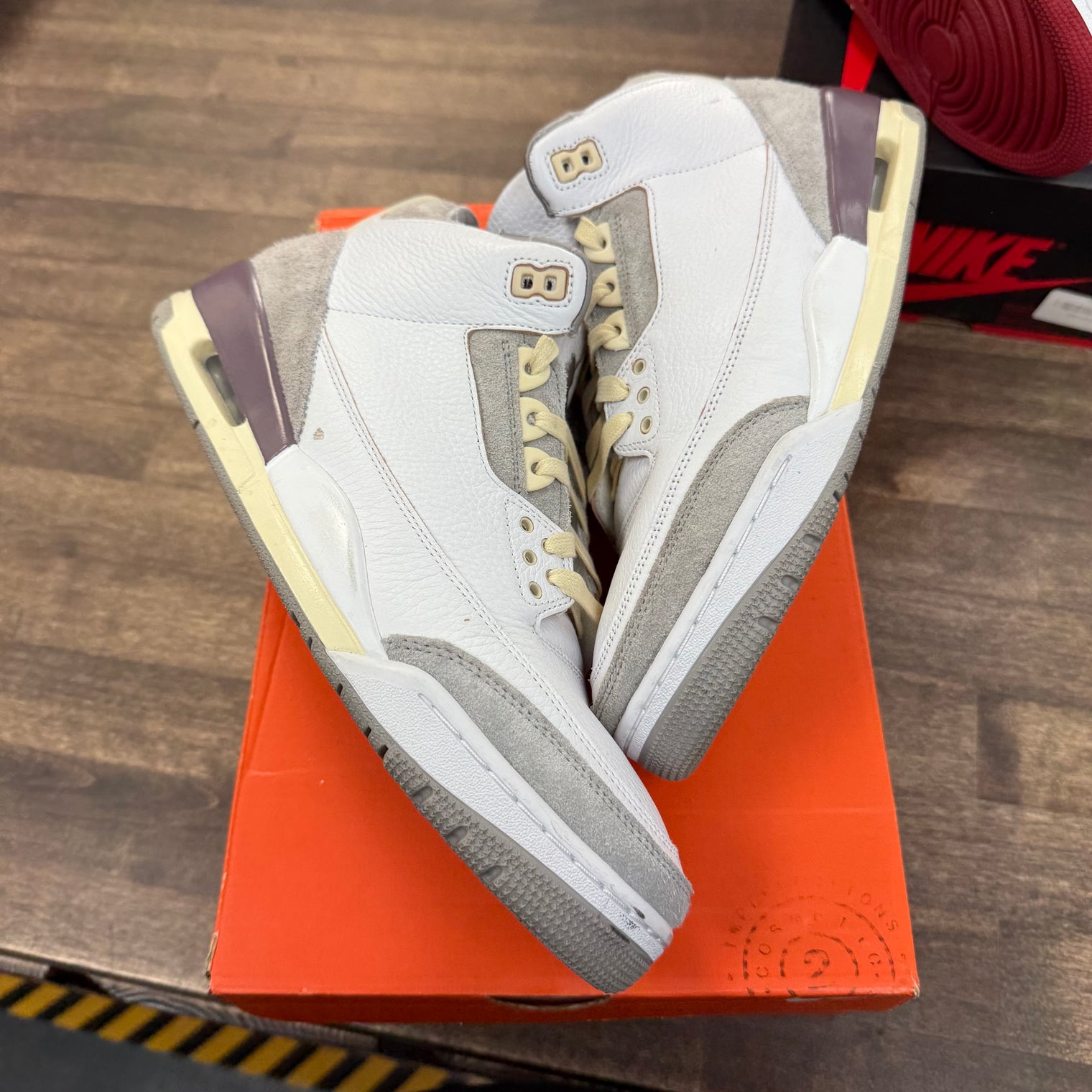A Ma Maniere Jordan 3 (W) (B-Grade) (USED)