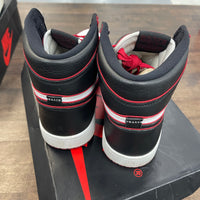 Bloodline Jordan 1 High (USED)