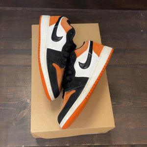 Jordan 1 Low Shattered Backboard (GS) Size 7Y (Pre-Owned) - Image 2
