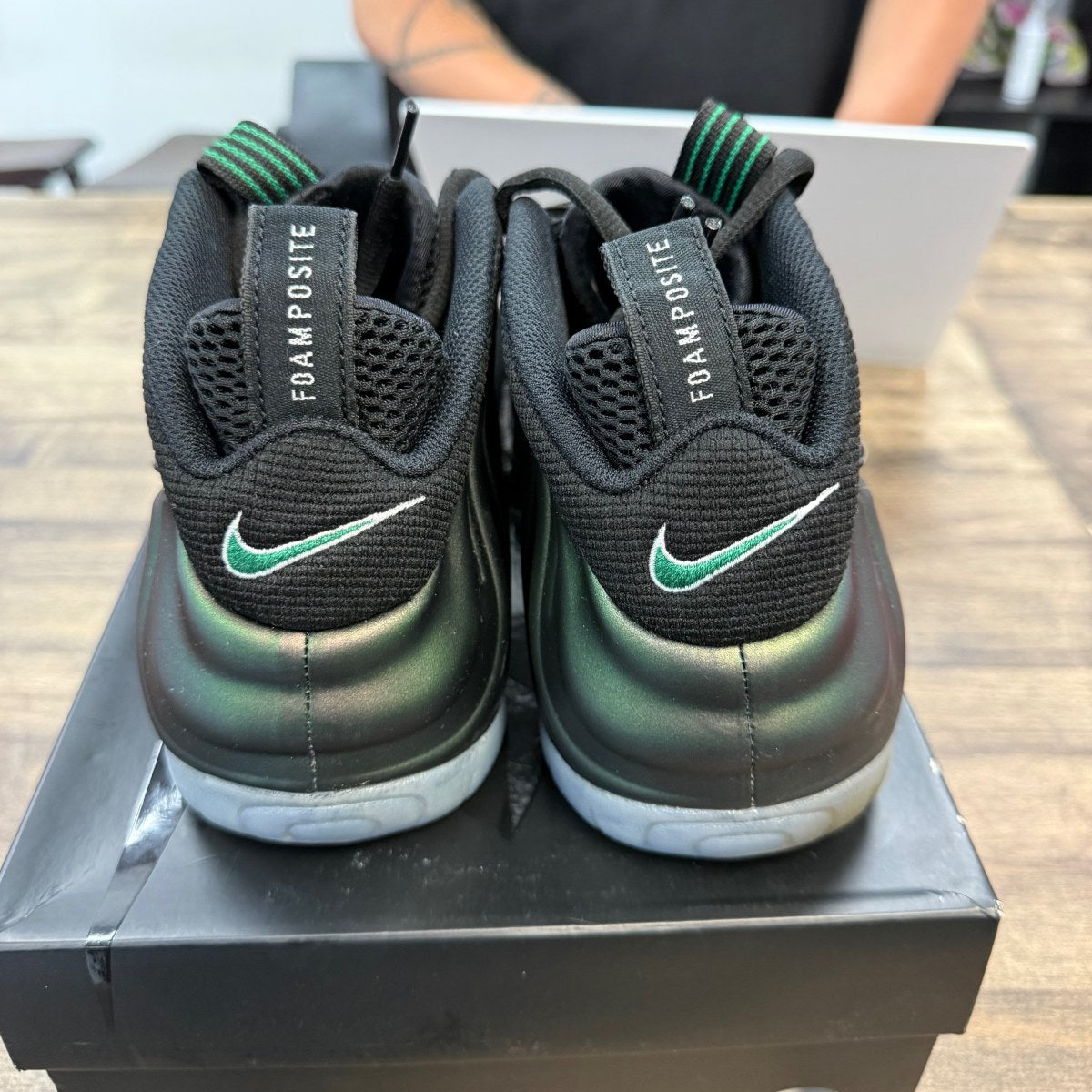 Nike Air Foamposite Pro Pine Green (2025) - Image 4