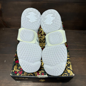 Nike LeBron 15 Lifestyle Kith F&F White Size 11 - Image 6