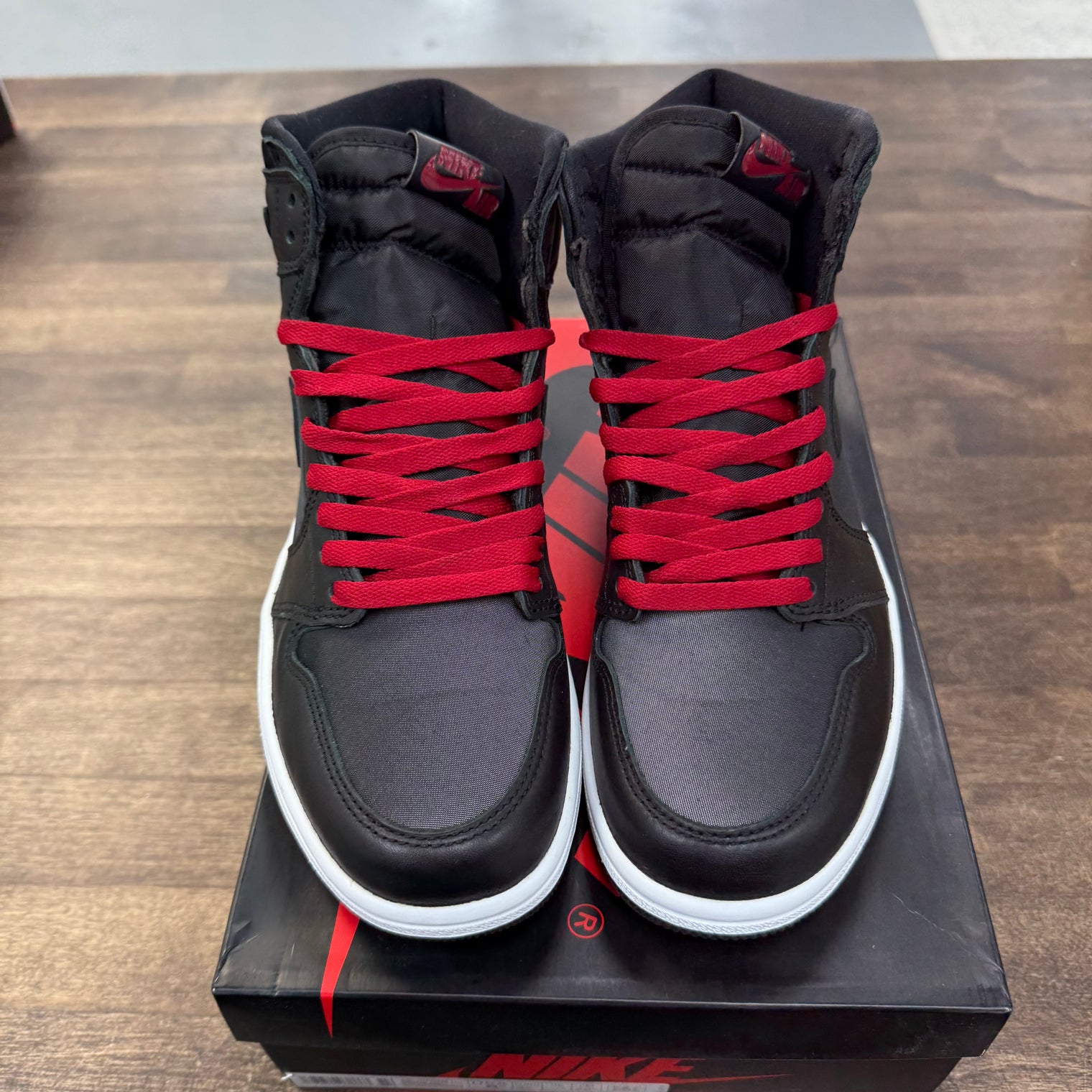 Black Satin Gym Red Jordan 1 High (USED)