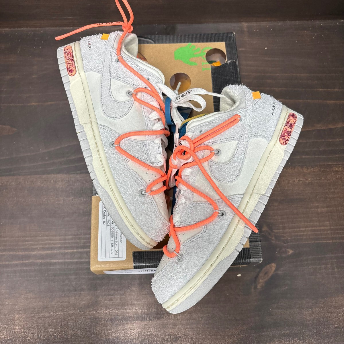 Nike Dunk Low Off-White Lot 19 - Image 2