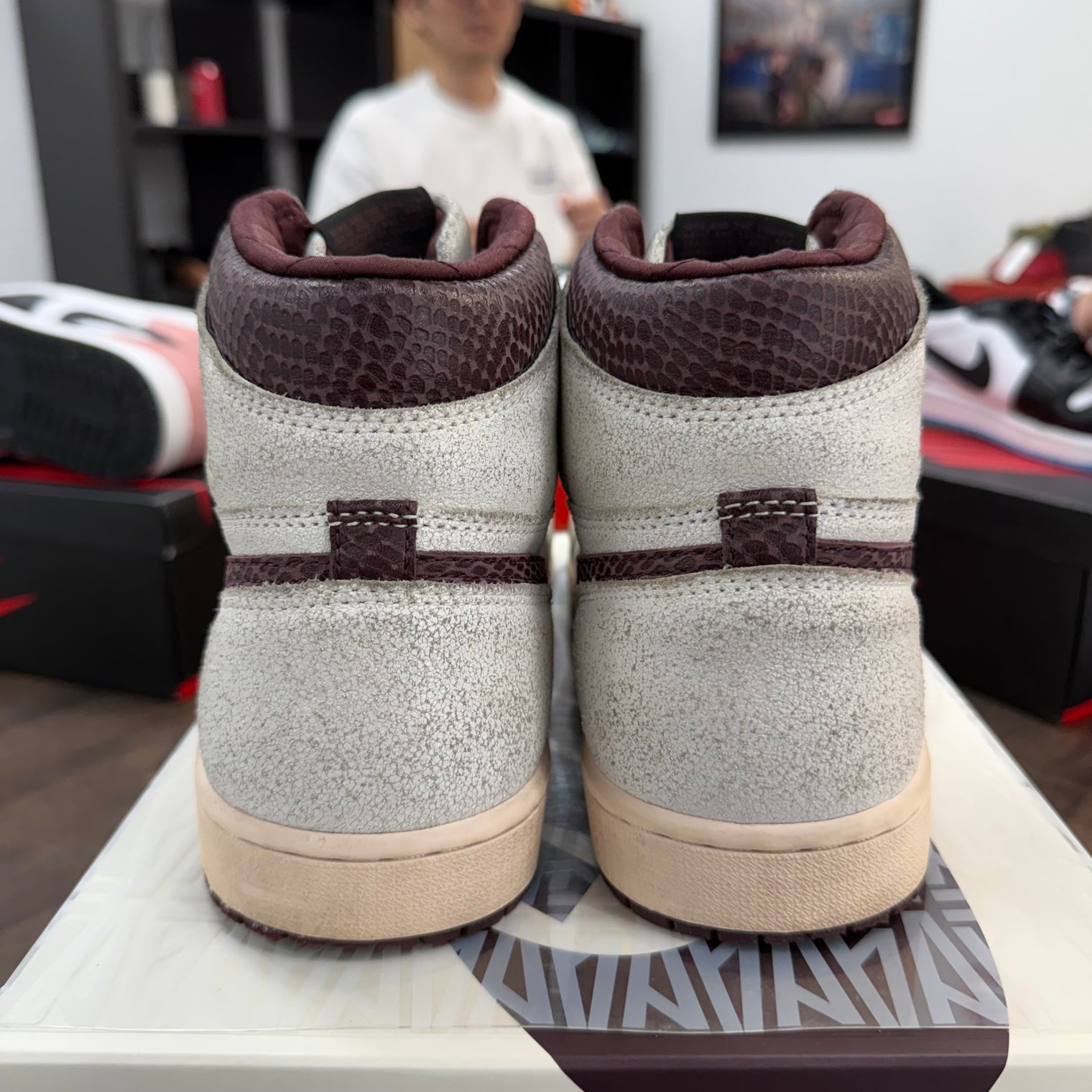 A Ma Maniere Jordan 1 High (USED)