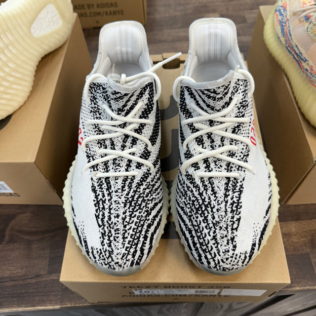 Zebra Yeezy 350 (USED)