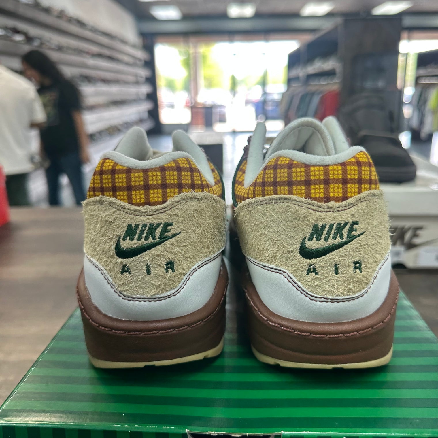 Susan Missing Link Air Max 1 (USED)