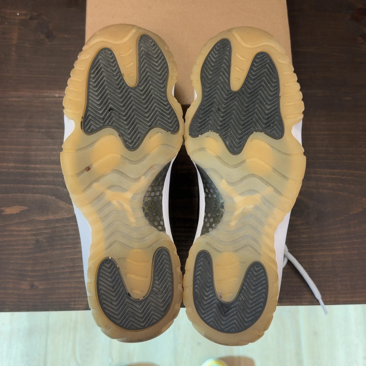 Jordan 11 Retro DMP Gratitude (2023) Size 10.5 (Pre-Owned) - Image 8