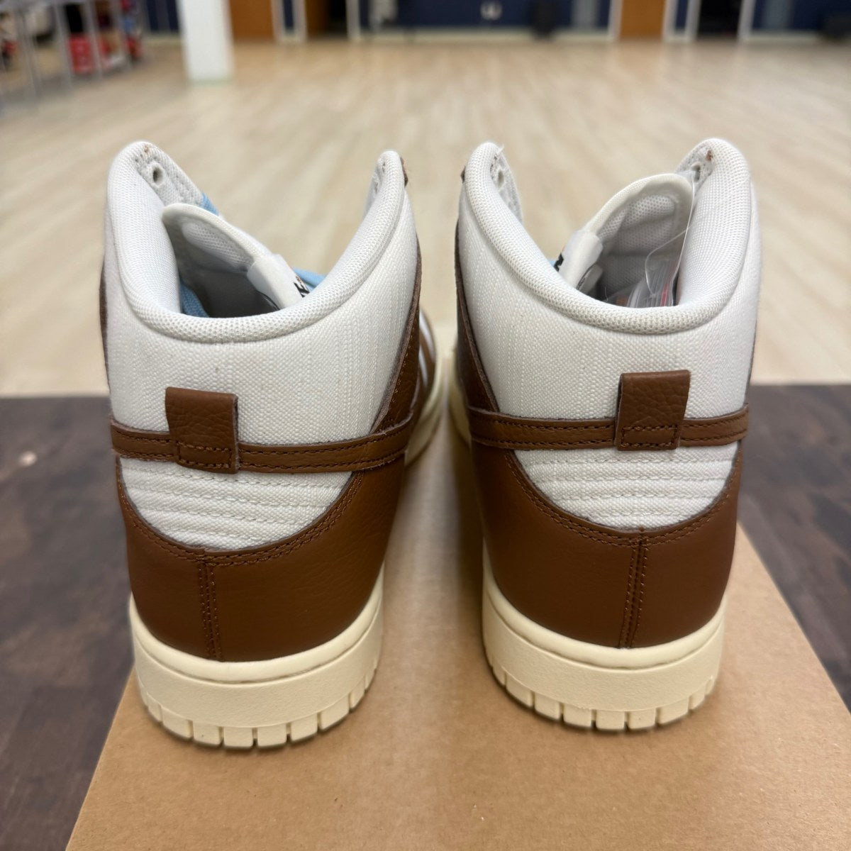 Nike Dunk High PRM Vintage Pecan Sail Size 9.5 (Pre-Owned) - Image 5
