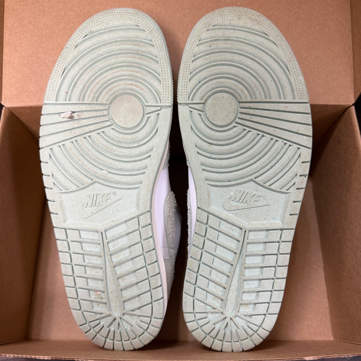 Jordan 1 Low SE Seafoam Size 10.5 (Pre-Owned) - Image 6