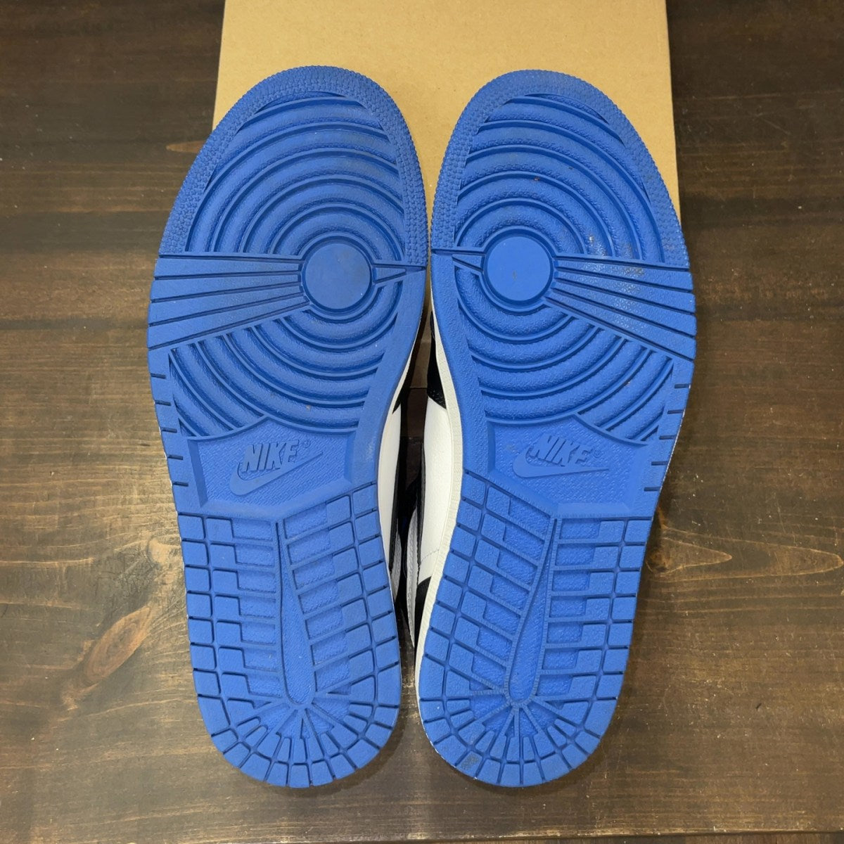 Jordan 1 Retro High Royal Toe Size 9.5 (Pre-Owned) - Image 8