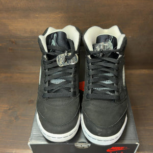 Jordan 5 Retro Moonlight (2021) (GS) Size 5Y (Pre-Owned) - tag