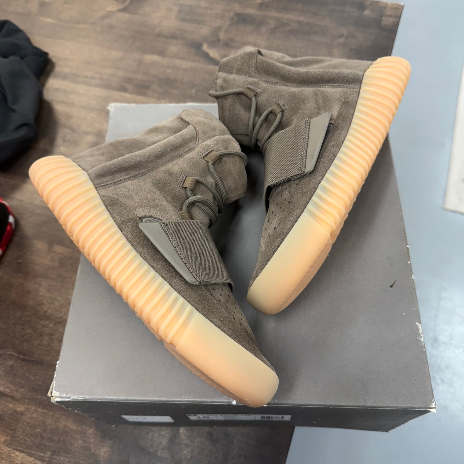 Chocolate Yeezy Boost 750 (USED)