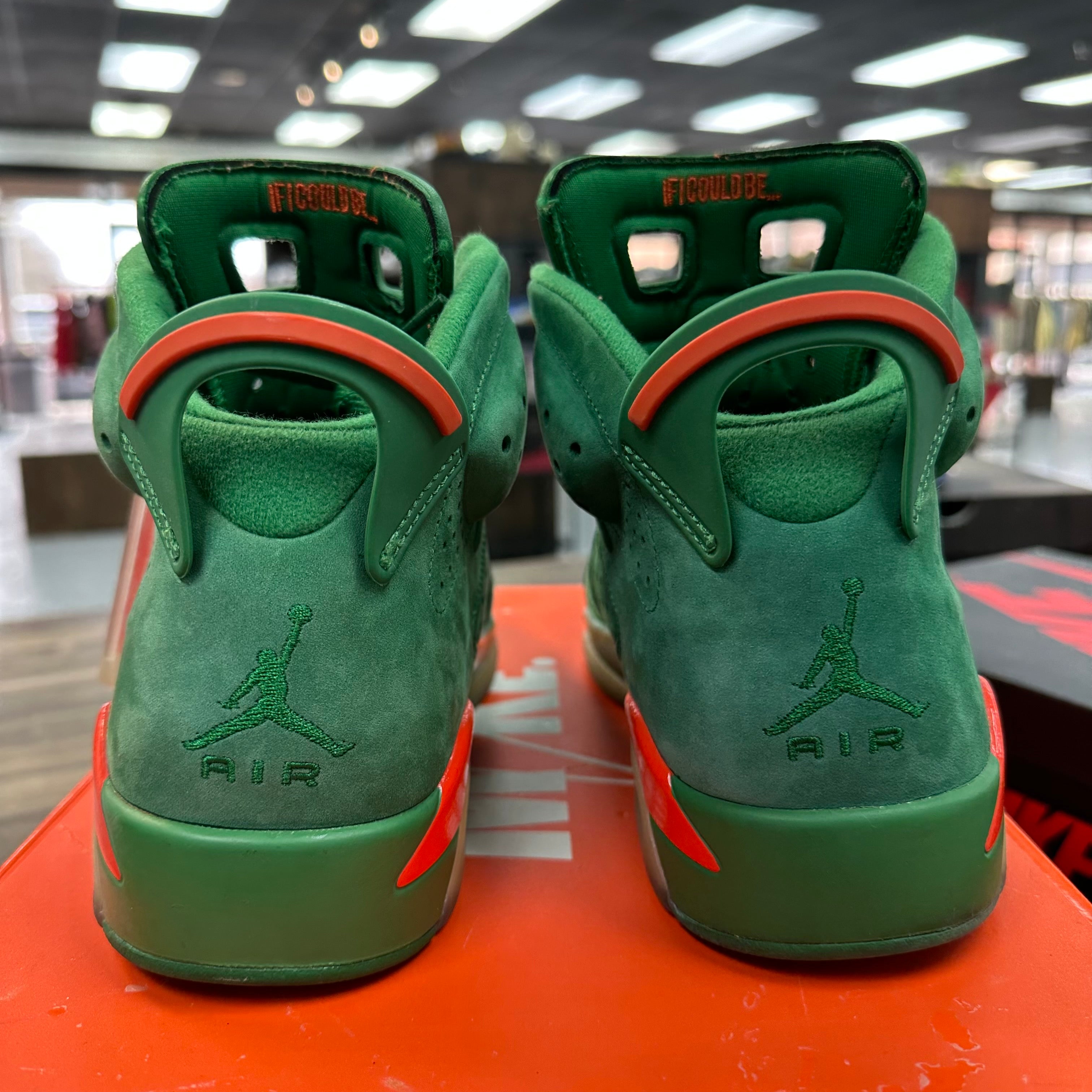 Jordan 6 Retro Gatorade Green (US 8) (USED) Size 8 (Pre-Owned) - Image 4