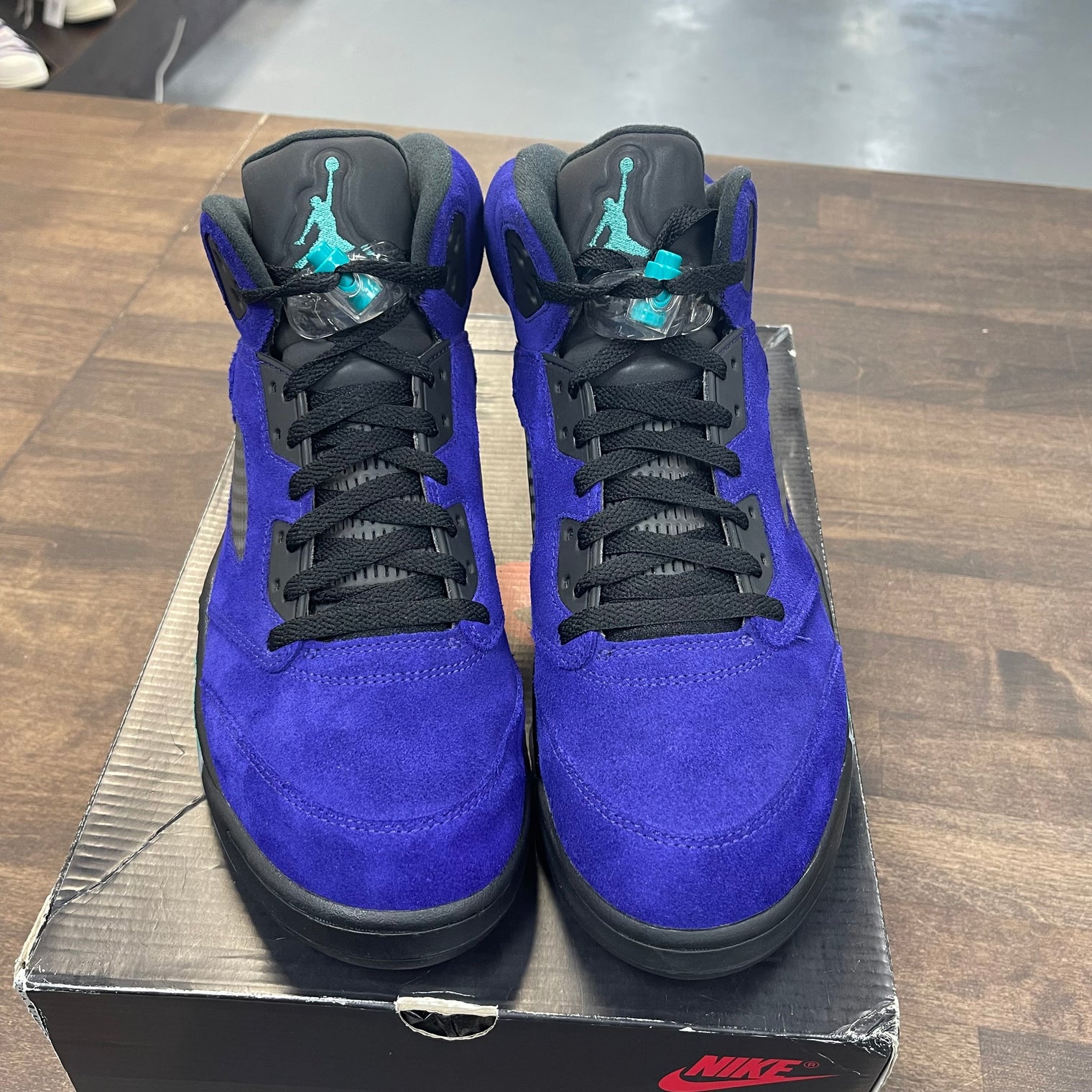 Grape Jordan 5 (USED)