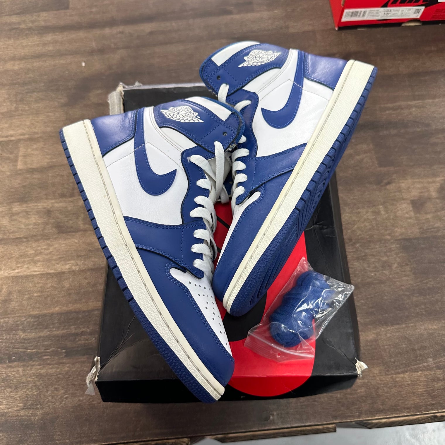 Storm Blue Jordan 1 High (USED,No Box)
