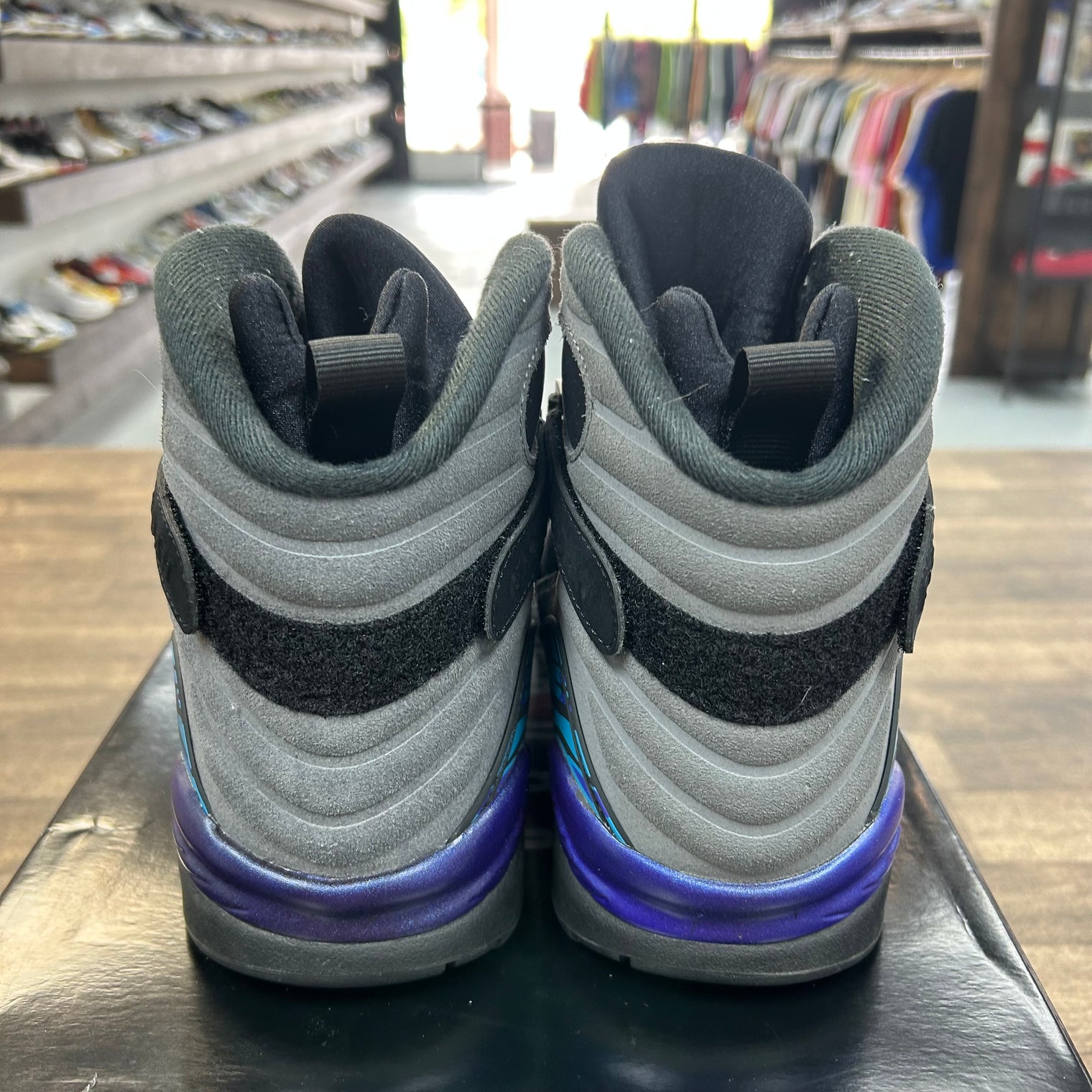 Aqua Jordan 8 Retro (USED)