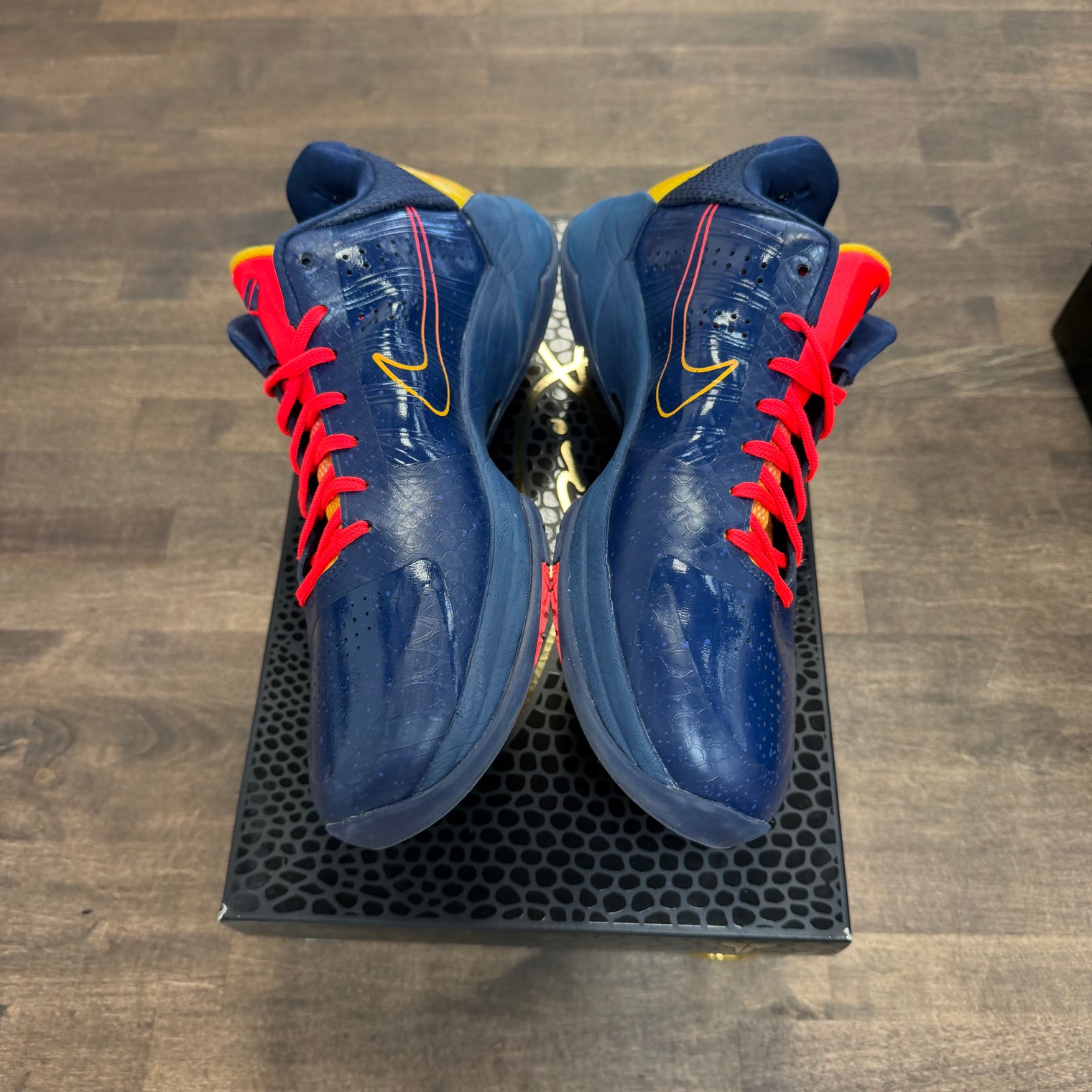Caitlin Clark Indiana Fever Nike Kobe 5 Protro (USED)