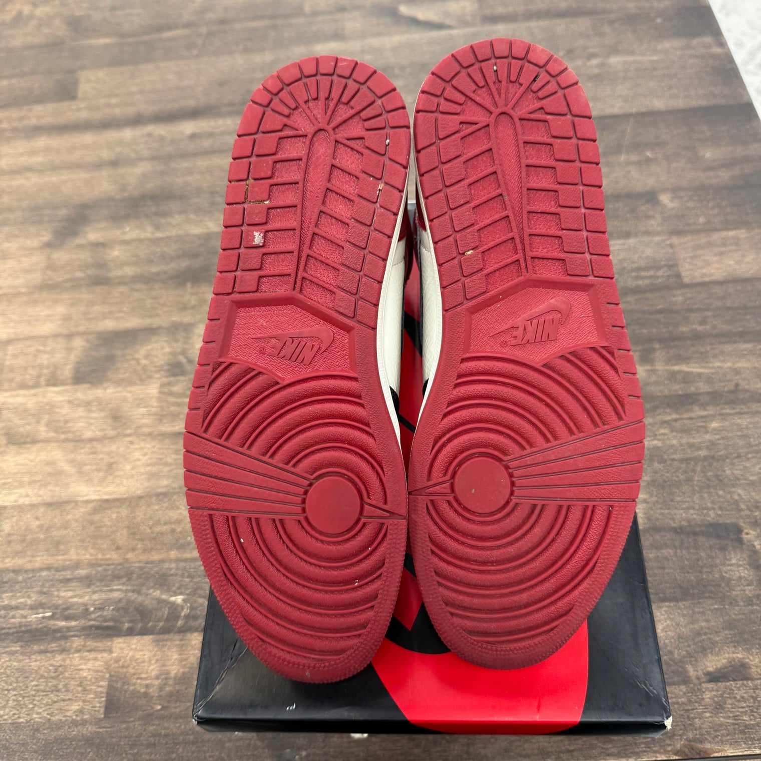Bred Toe Jordan 1 High (USED)