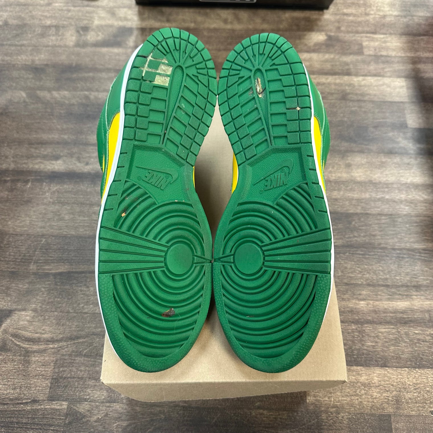 Nike Dunk Low Brazil (USED,No Box)