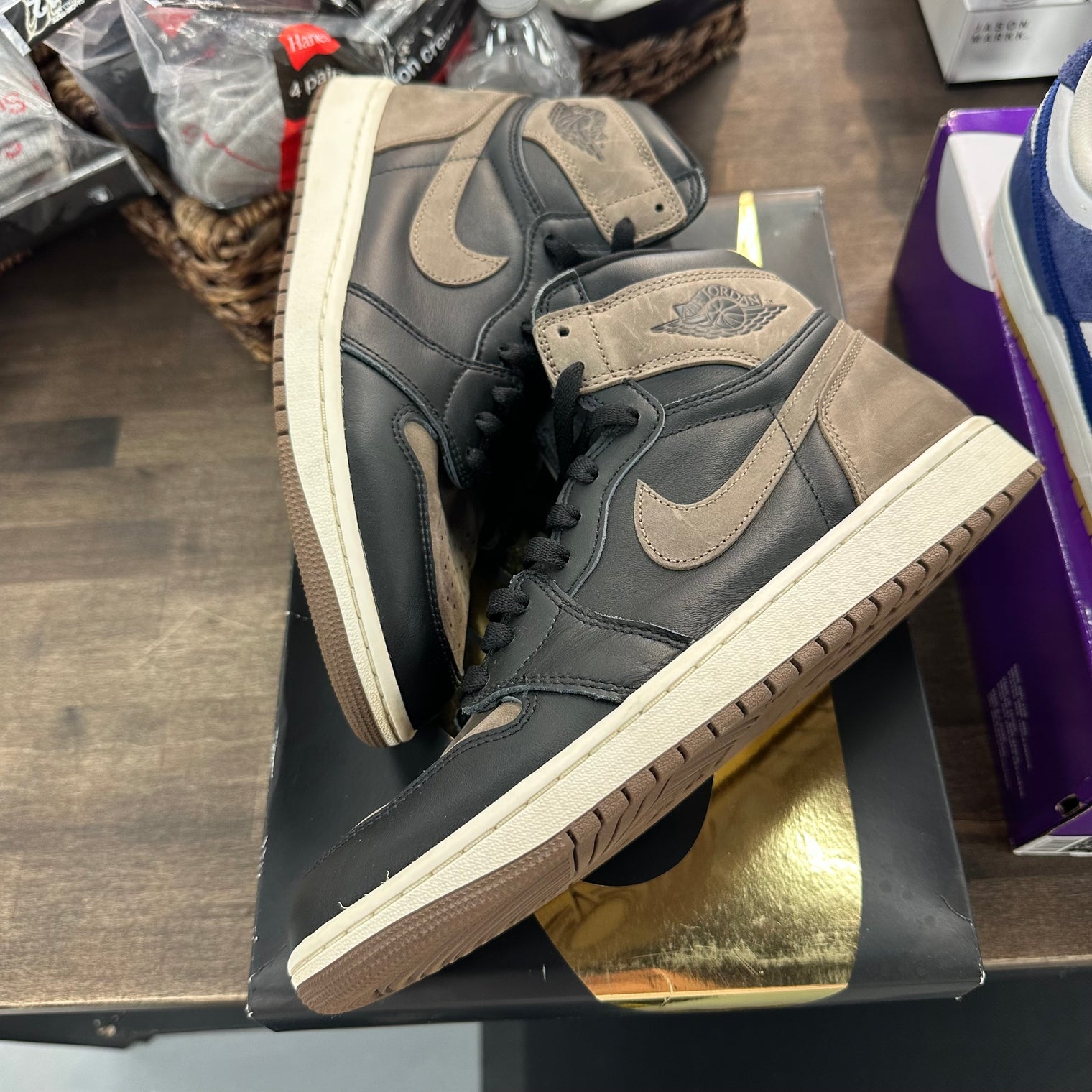 Palomino Jordan 1 High OG (USED)