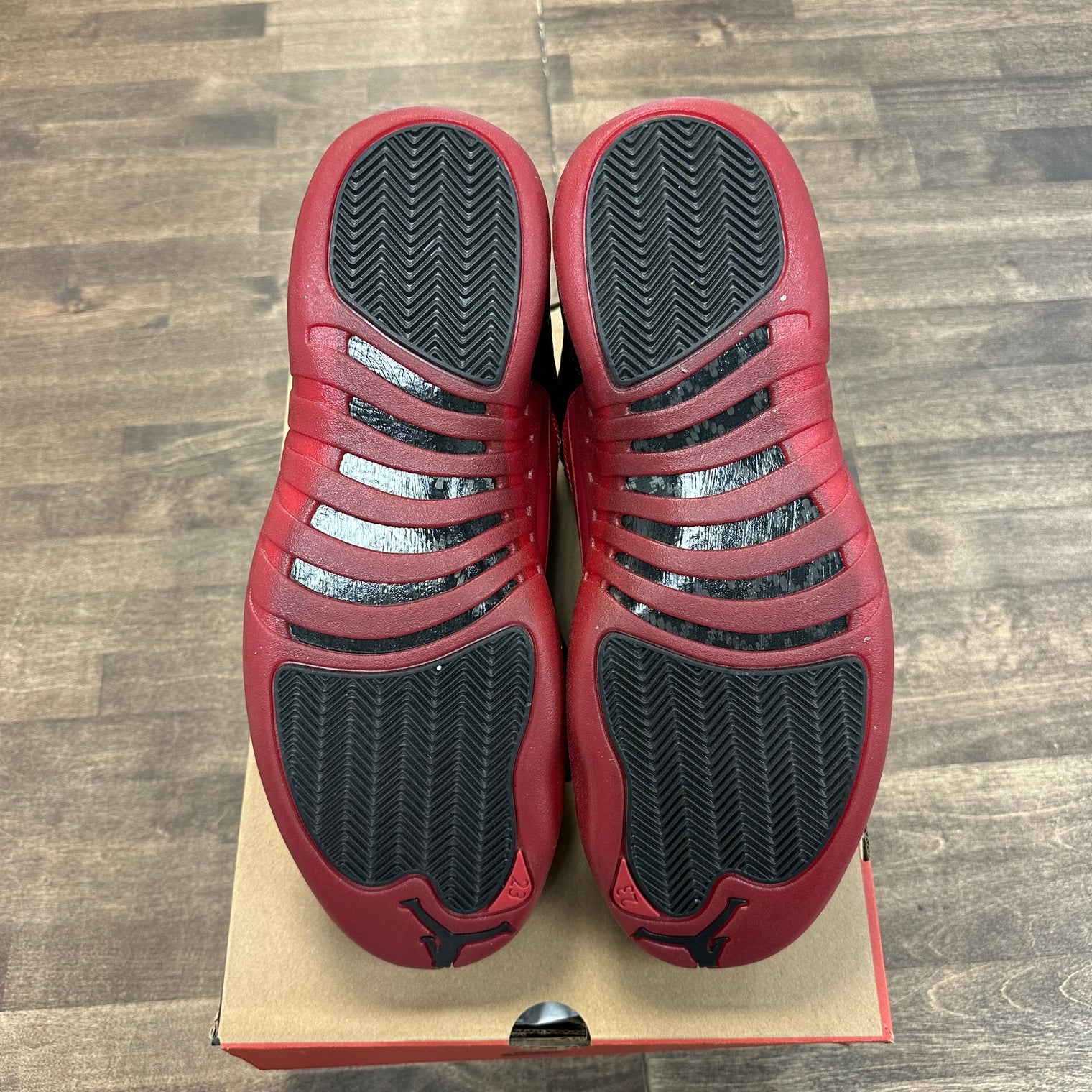 Flu Game Jordan 12 Retro (Lightly Worn)