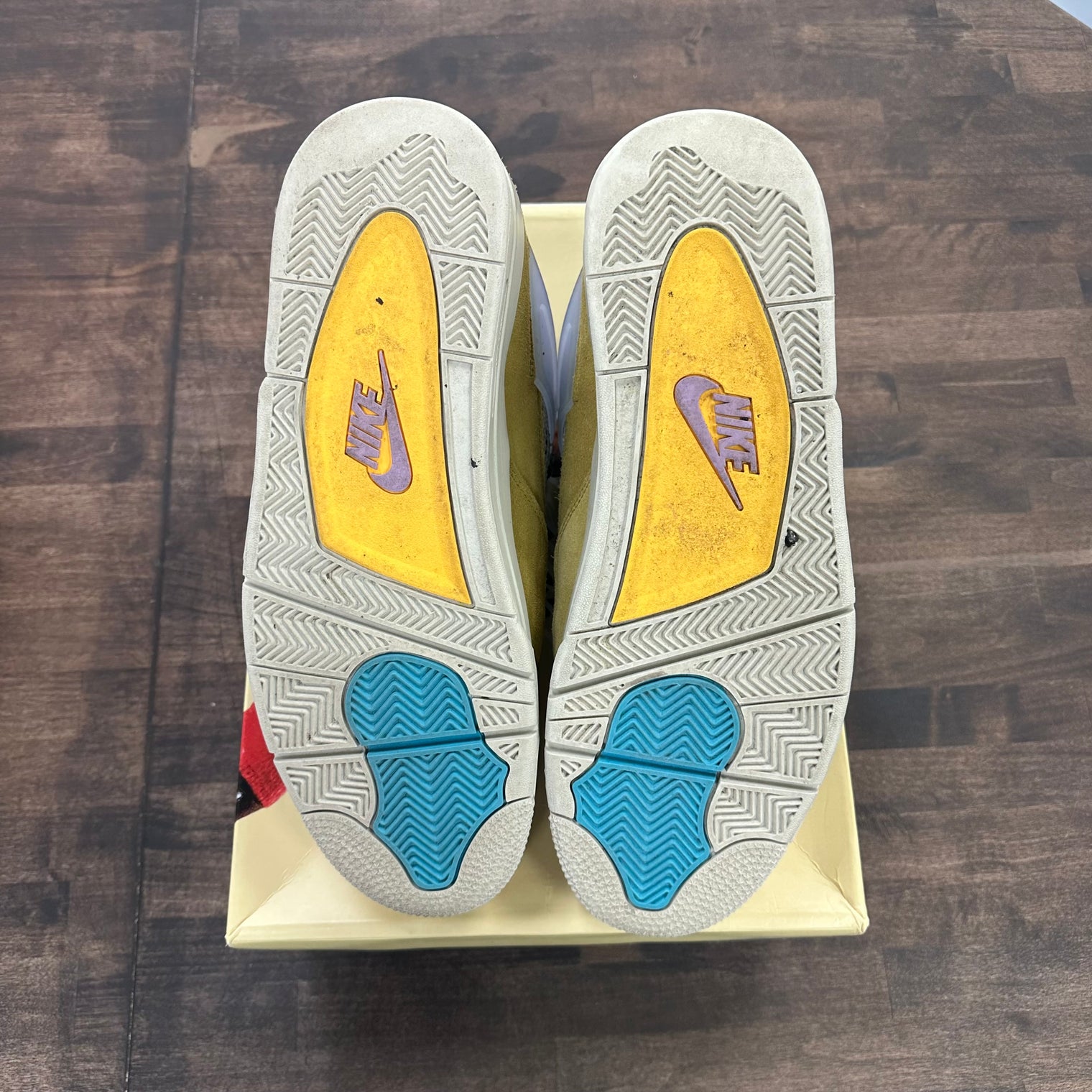 Union LA Desert Moss Jordan 4 Retro (USED)
