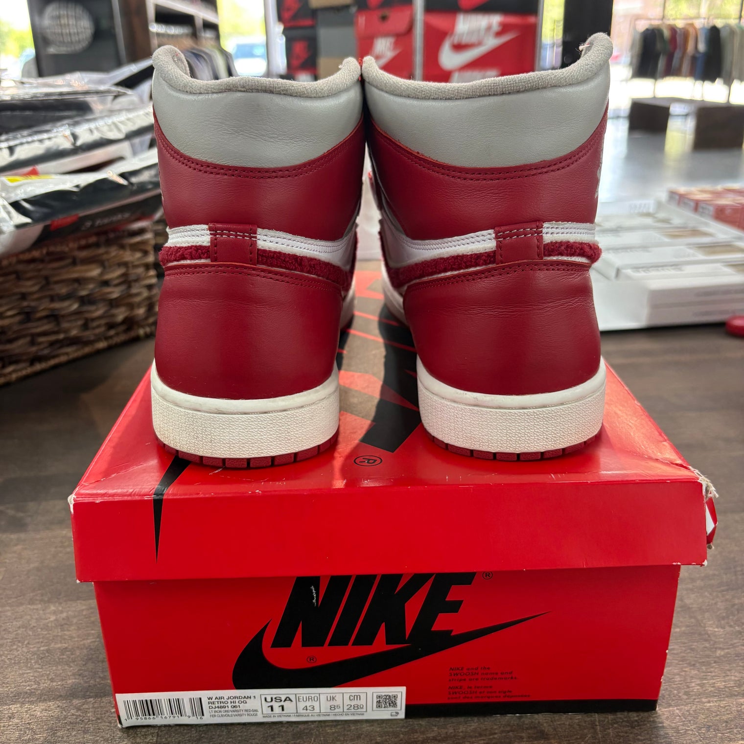 Varsity Red Jordan 1 High (W) (USED)