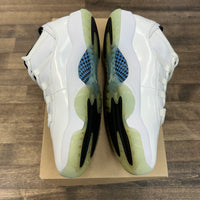 Legend Blue Jordan 11 Low (USED, No Box)