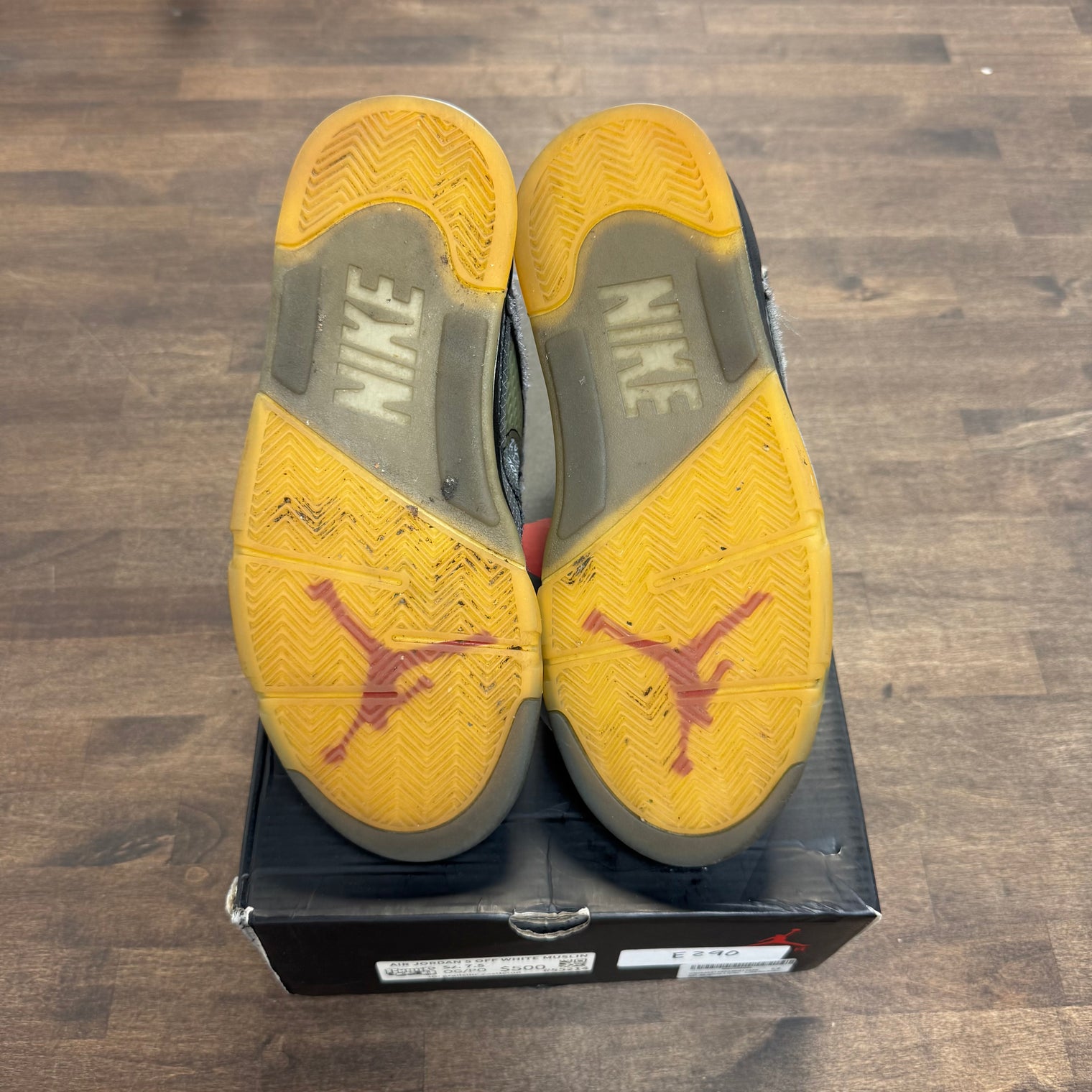 Off-White Muslin Jordan 5 (USED)