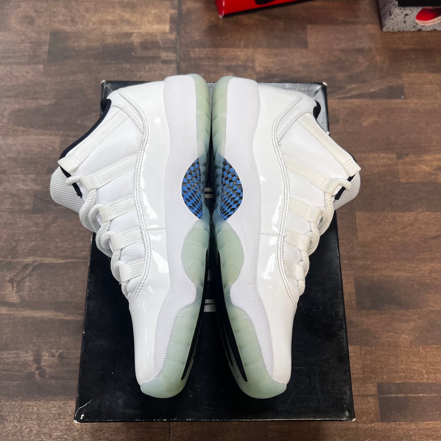 (GS) Legend Blue Jordan 11 Low (USED)