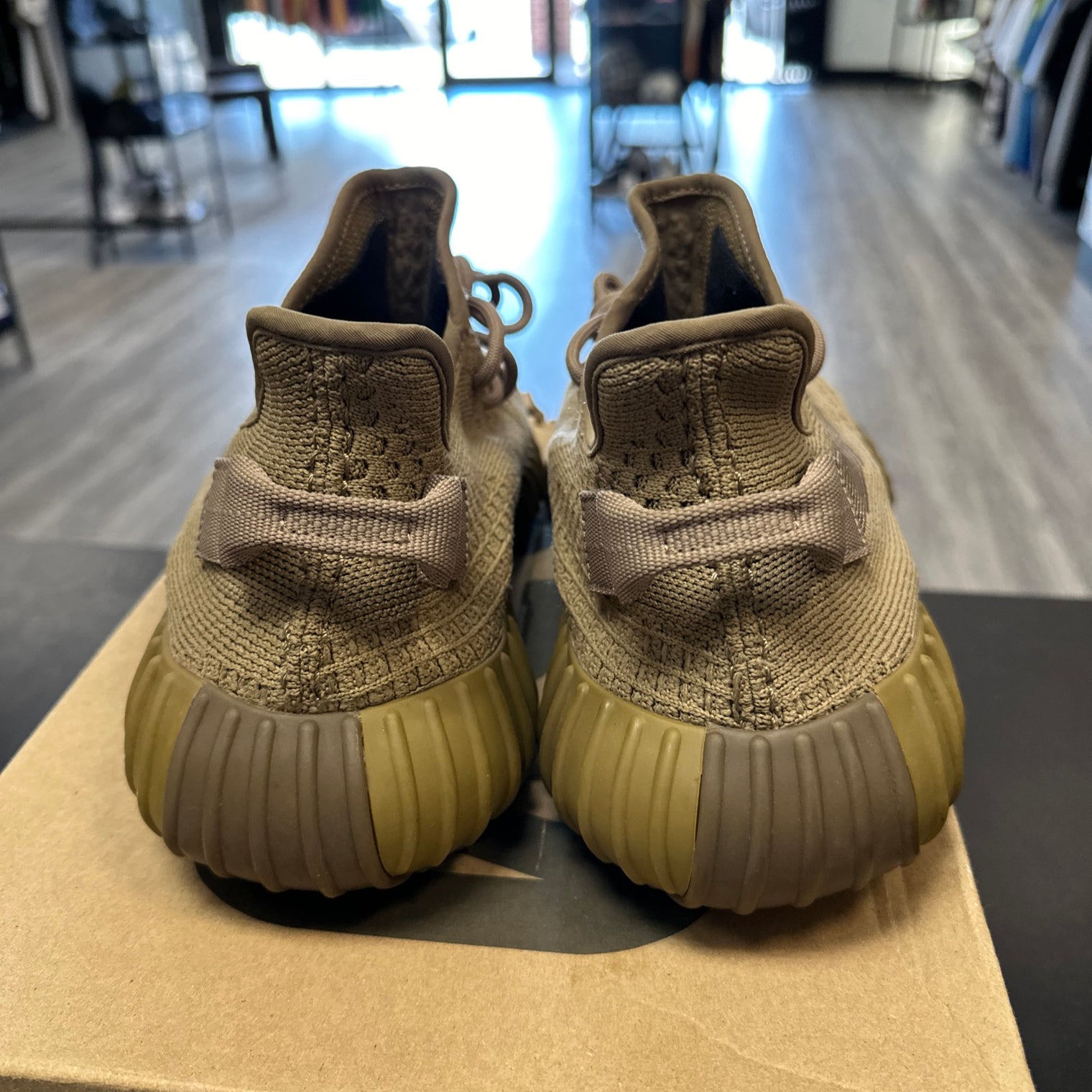 Earth Yeezy 350 (USED)