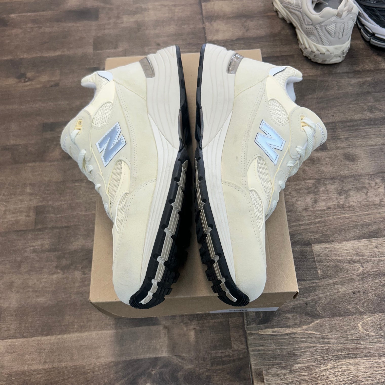 MiUSA Calcium New Balance 992 (USED, No Box)