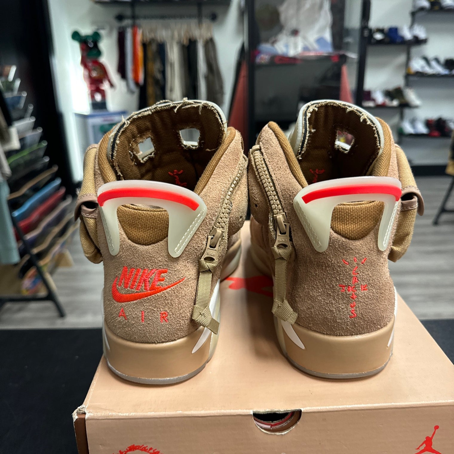 British Khaki Travis Scott Jordan 6 (USED)