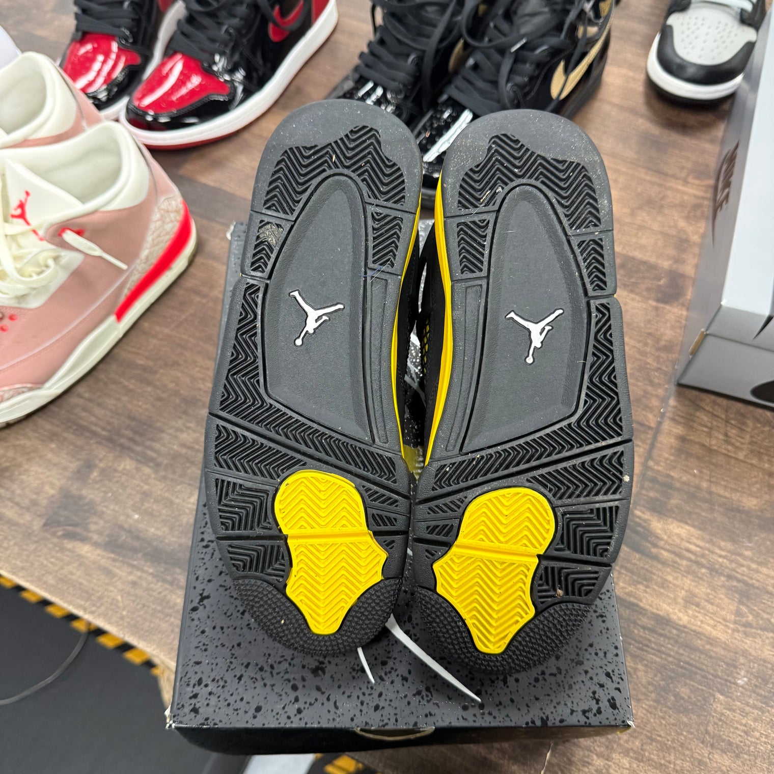 Yellow Thunder Jordan 4 Retro (USED)