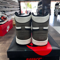 Dark Mocha Jordan 1 High (USED)