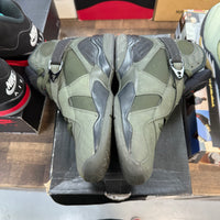 Undefeated Jordan 8 Retro (USED)