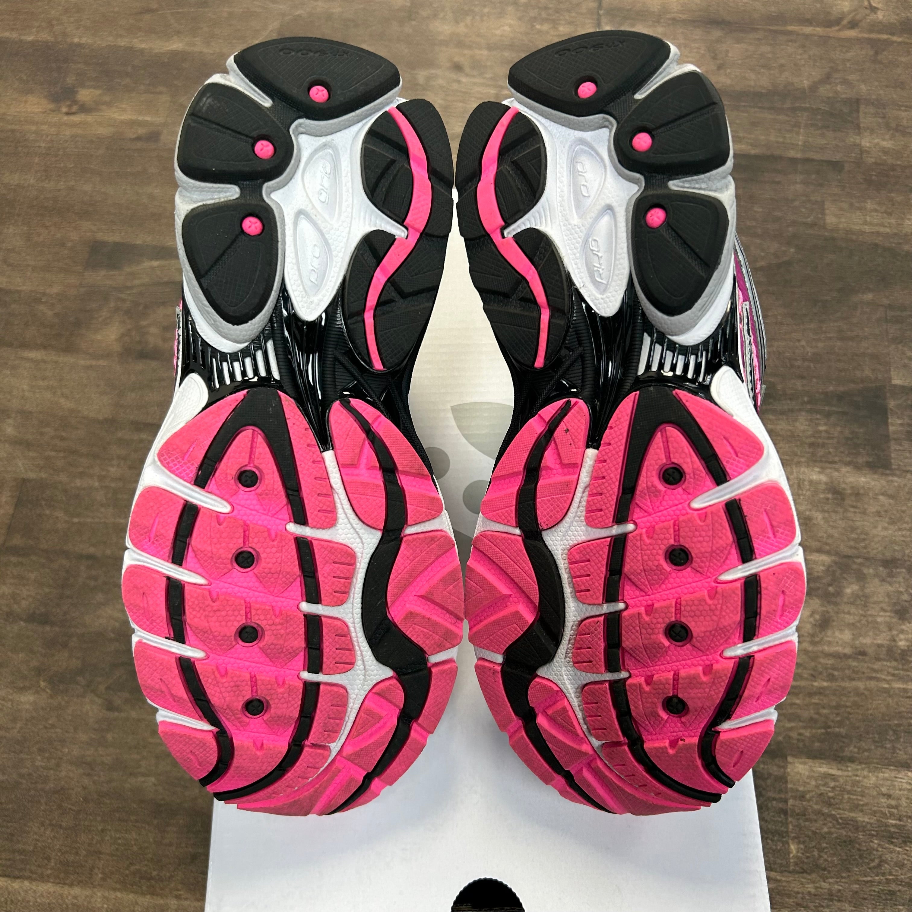 Saucony Omni 9 Progrid Pink Black () Size 6Y (Pre-Owned) - Image 5