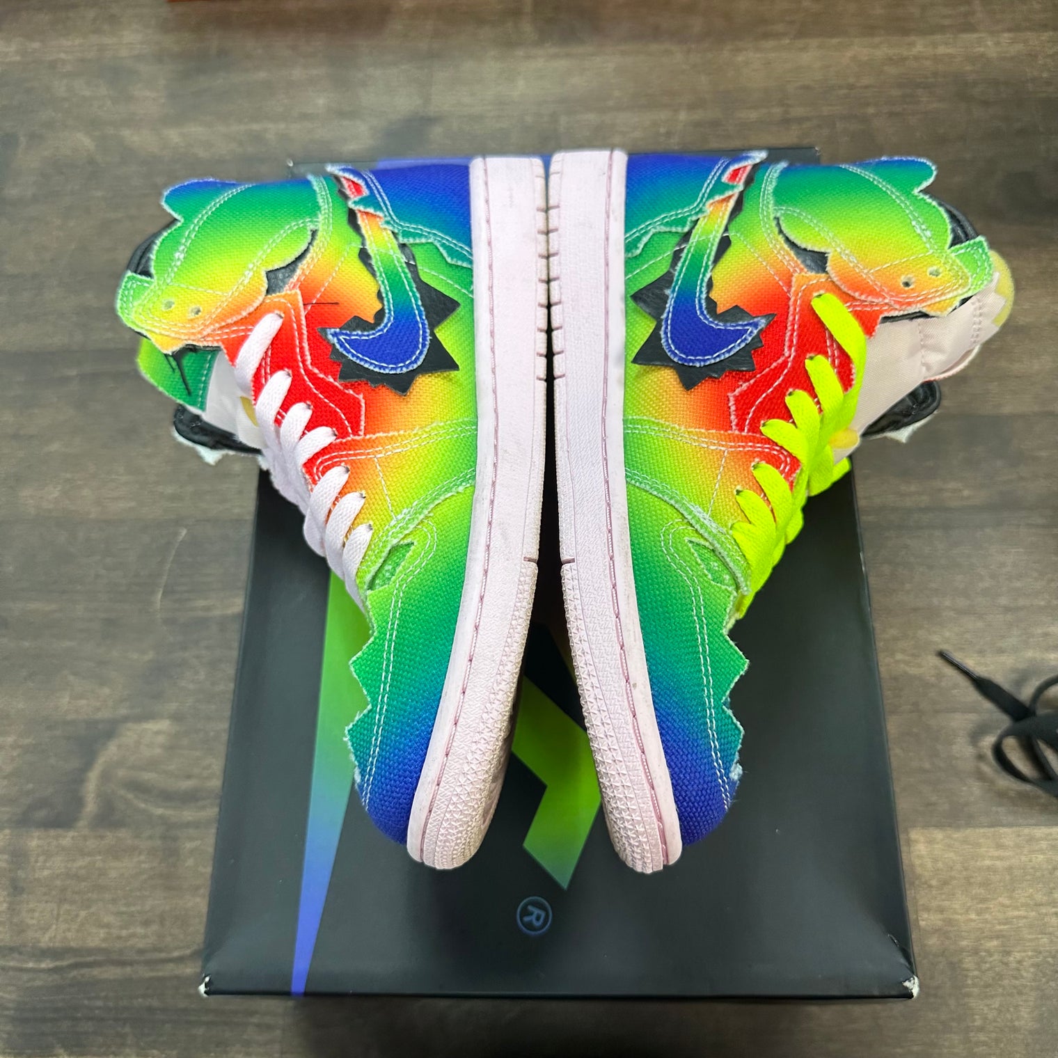 J Balvin Jordan 1 High (USED)