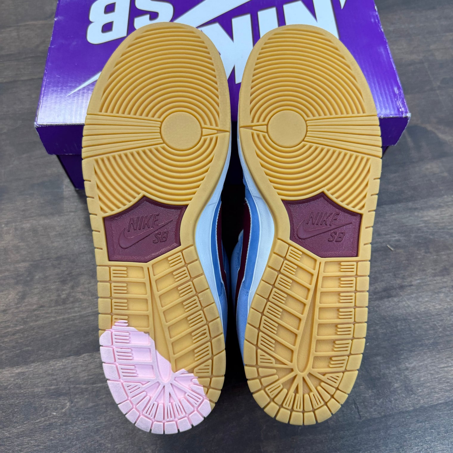 Philadelphia Phillies Nike SB Dunk Low (USED)